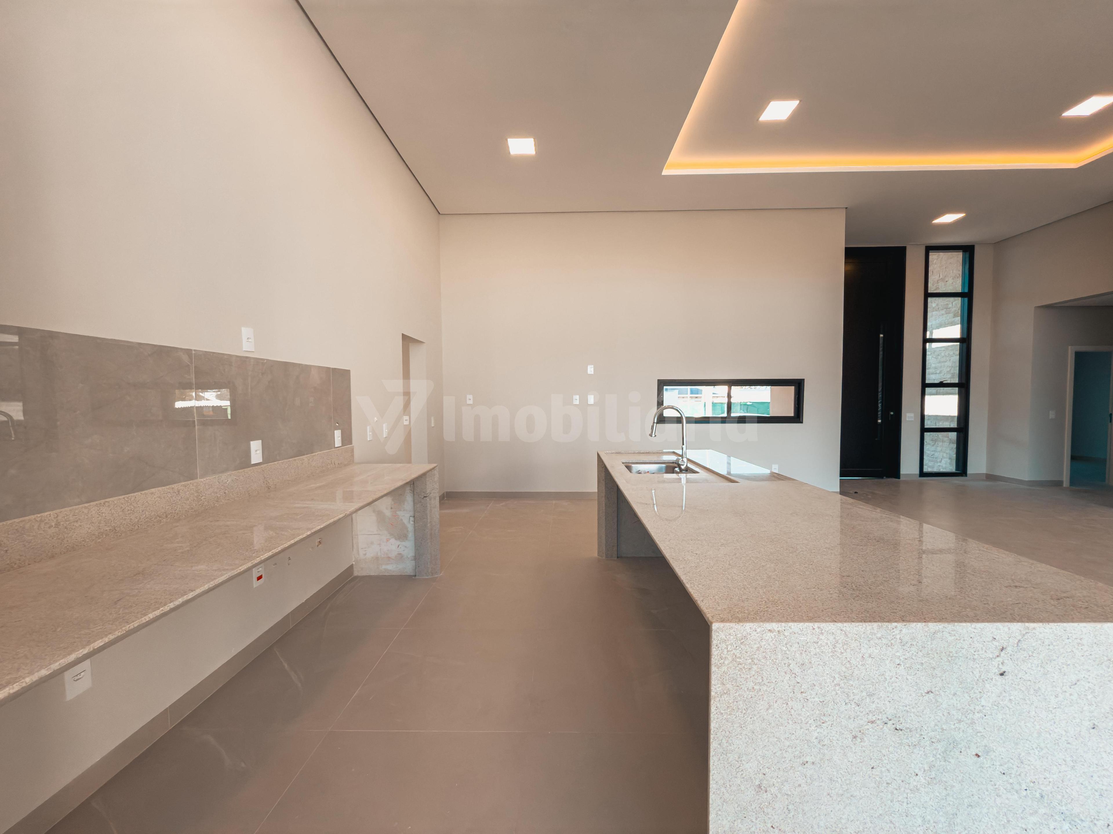 WhatsApp Image 2025-07-15 at 10.01.43 (1)