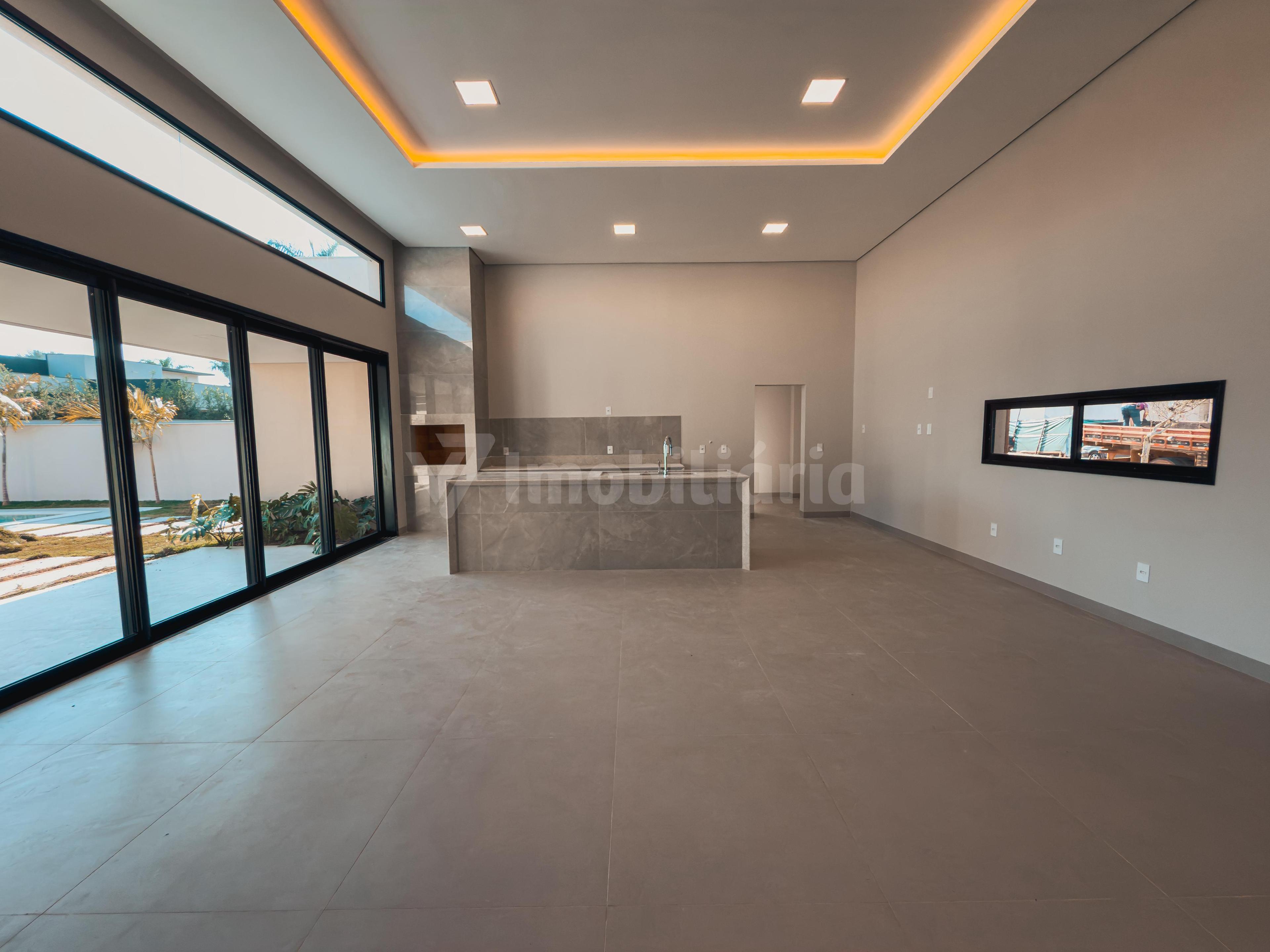 WhatsApp Image 2025-07-15 at 10.01.42 (1)