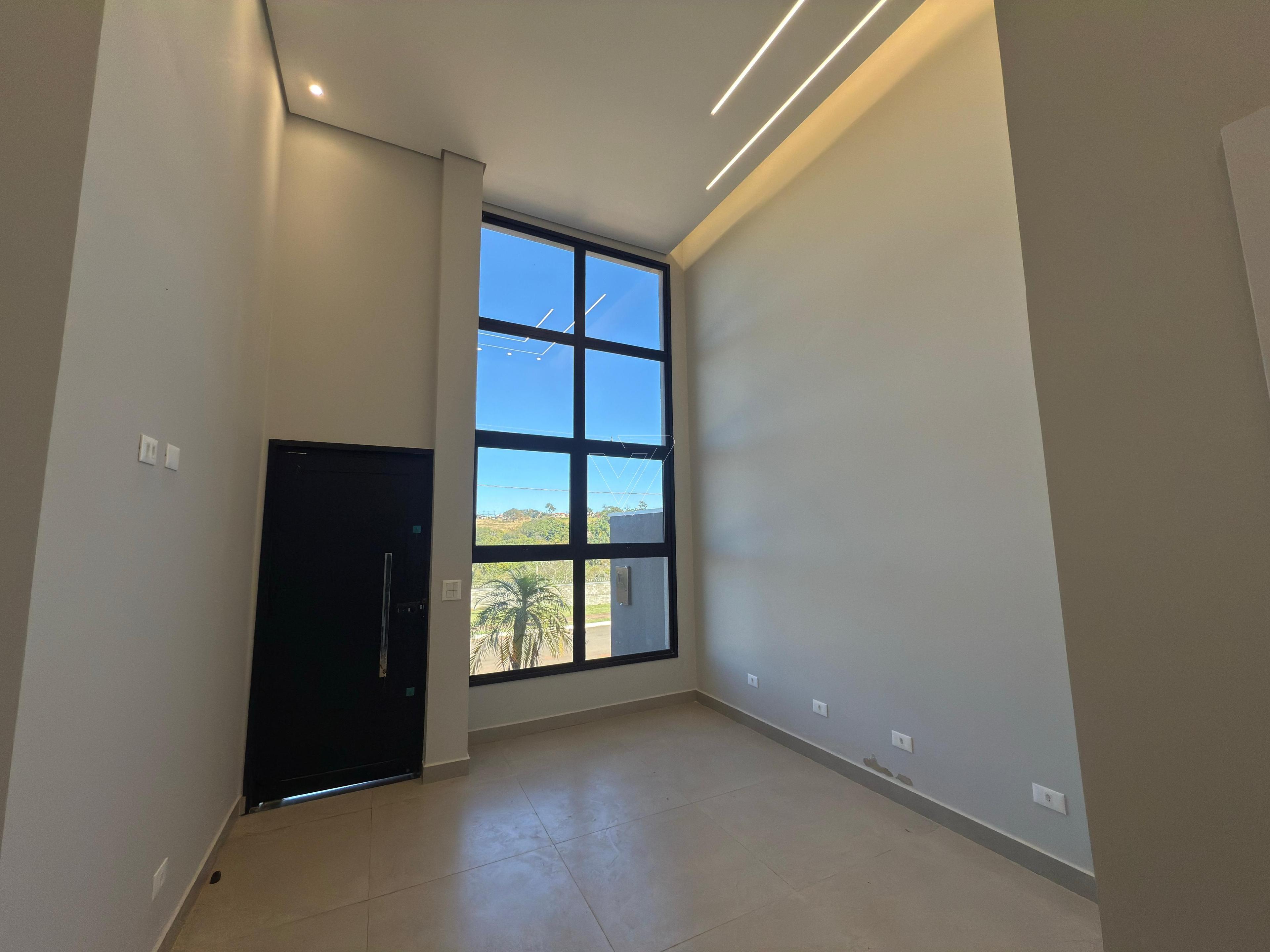 WhatsApp Image 2025-08-13 at 17.05.18 (1)